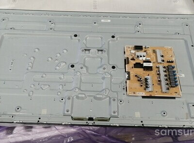 BN95-04912F | TV Display Panel