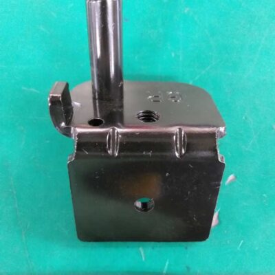 DA61-04190A | Refrigerator Low Right Hinge