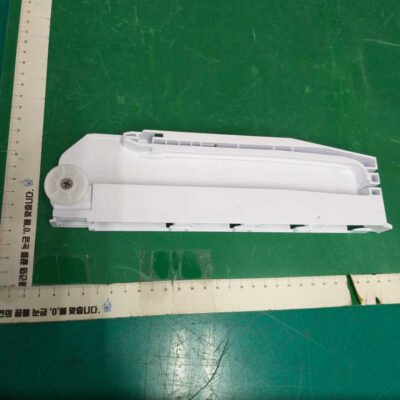 DA97-21876A | Refrigerator Middle Left Rail